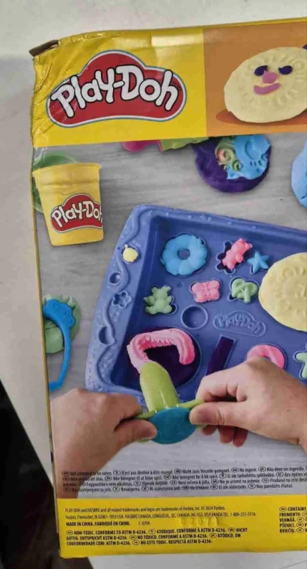 PLAY DOH CIASTOLINA Słodkie Ciasteczka HASBRO 5 TUB B0307 uszkodzone opak.