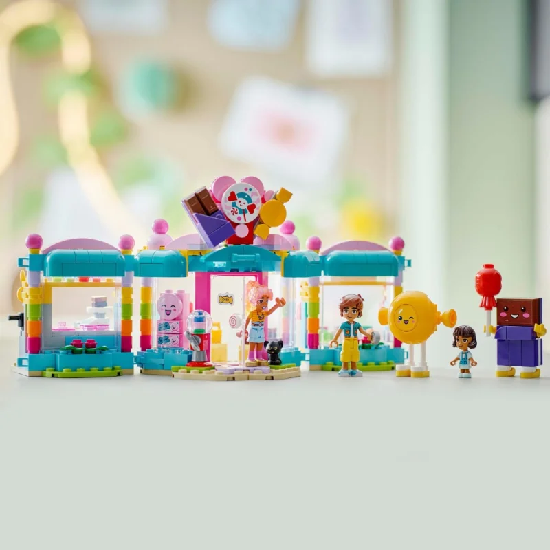 LEGO Friends 42649 Sklep z cukierkami w Heartlake